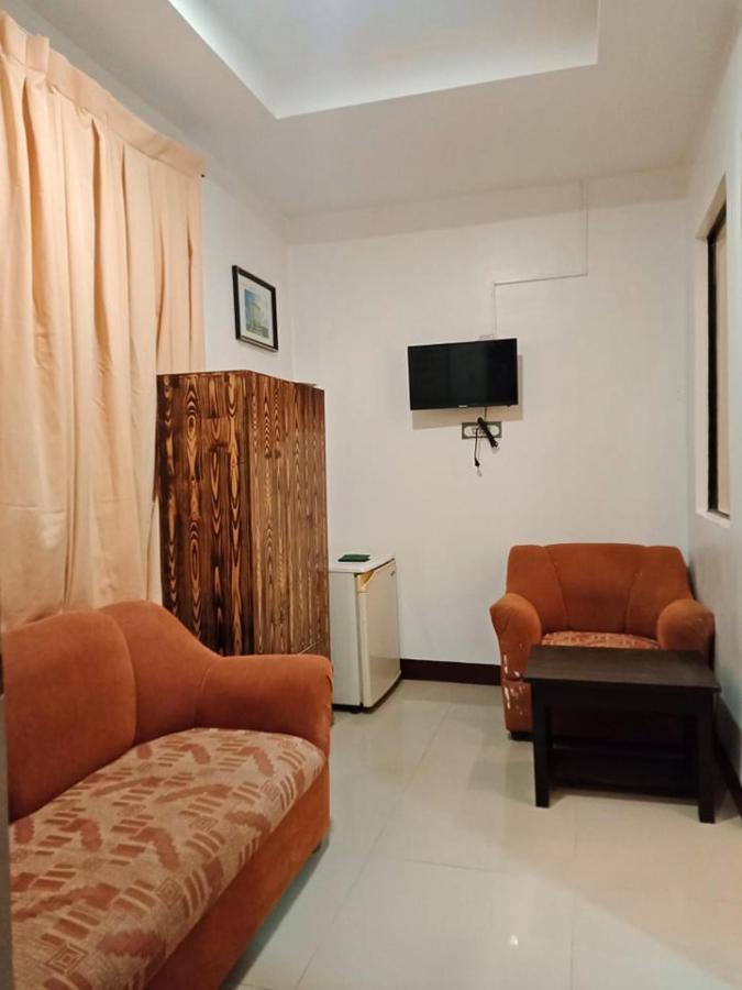 Amax Inn Cebu Mandaue Bagian luar foto