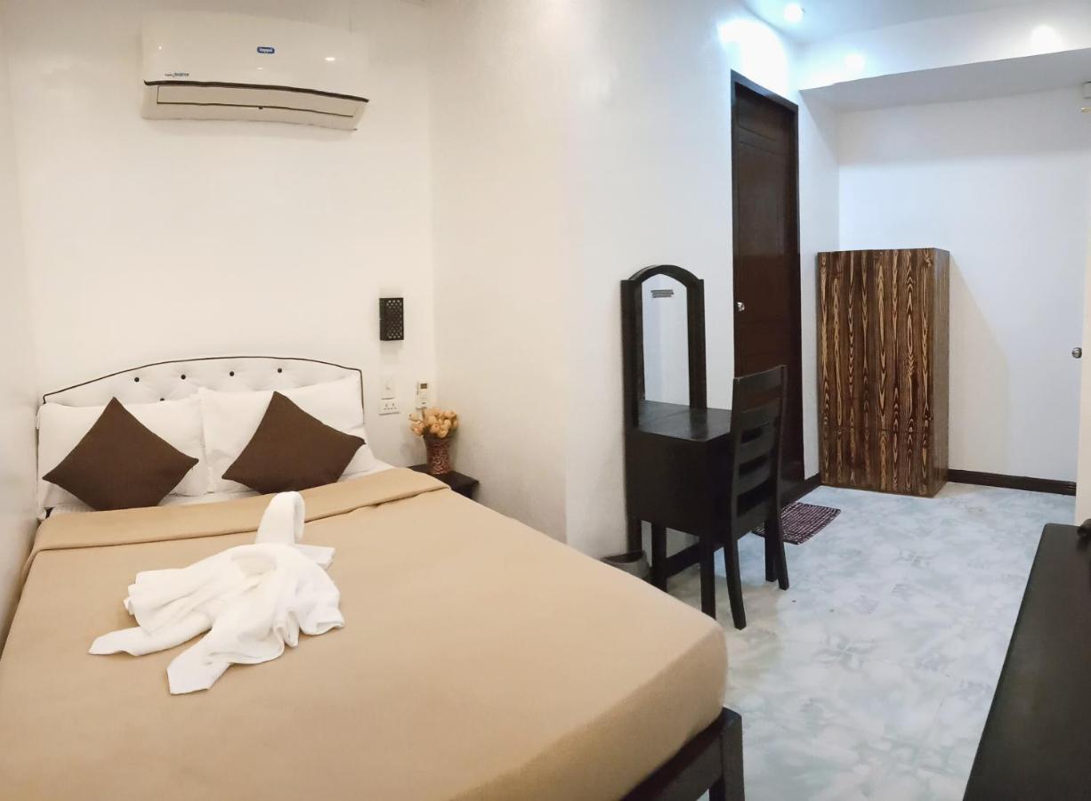 Amax Inn Cebu Mandaue Bagian luar foto