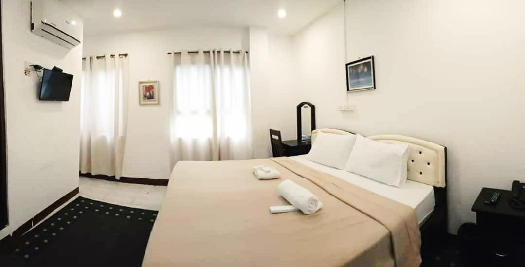 Amax Inn Cebu Mandaue Bagian luar foto